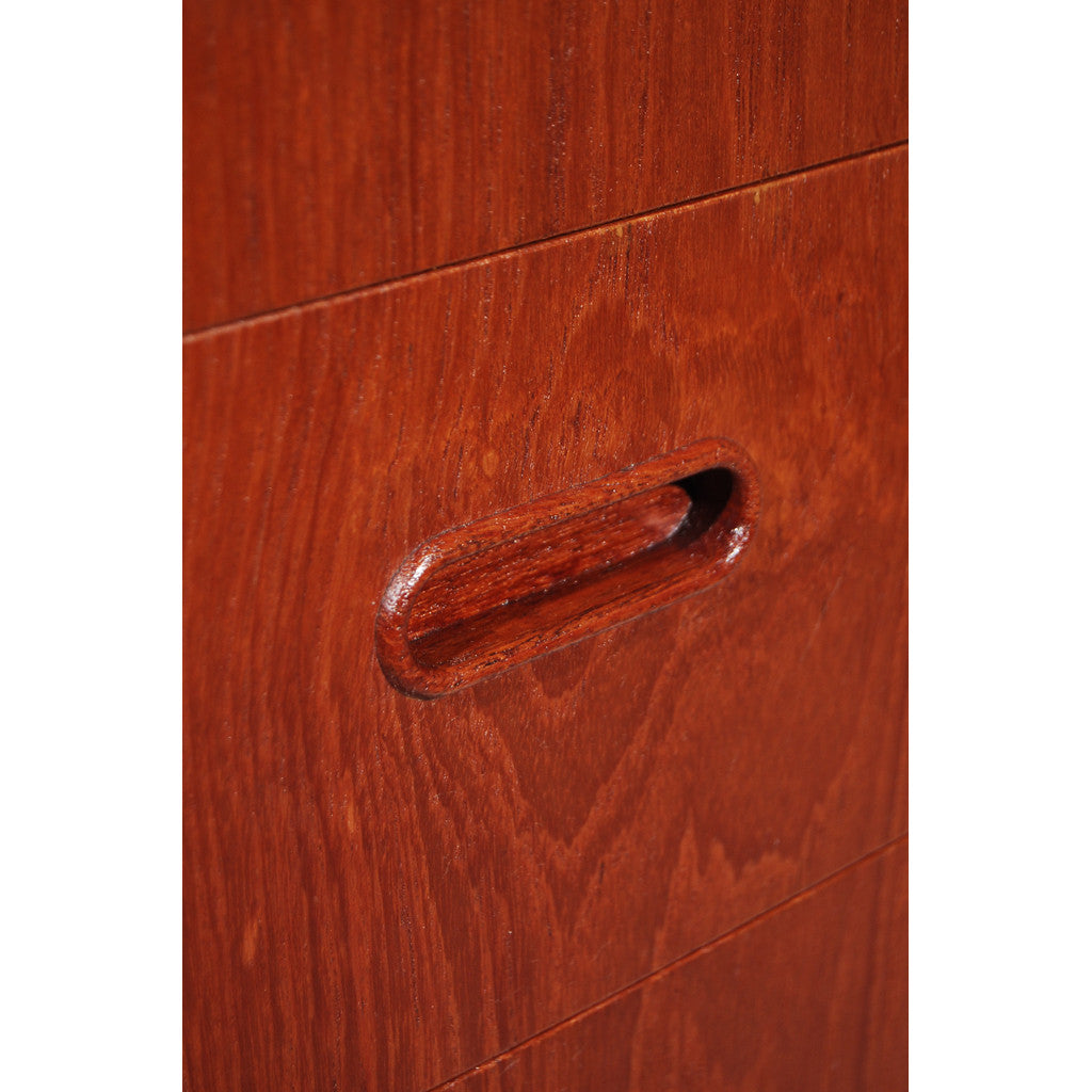 Danish Keylock Dresser With Flushed Handles