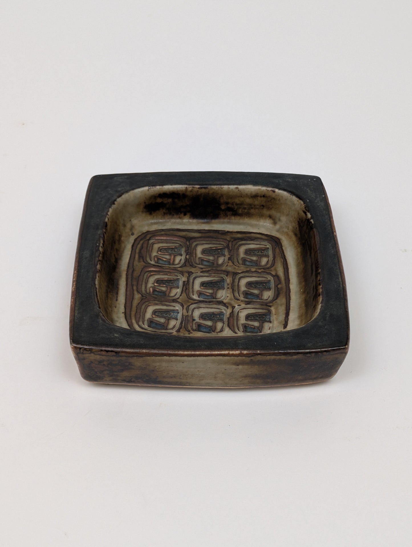 Handmade Royal Copenhagen Sung Glazed Stoneware Vide-Poche, 1960s