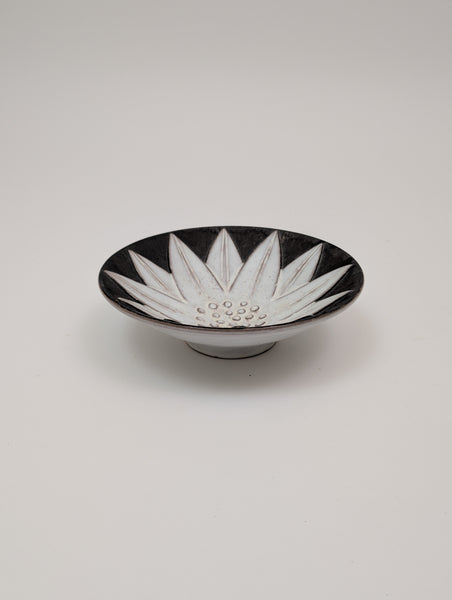 Anna Lisa Thomson for Upsala Ekeby Swedish Pottery Bowl or Dish, Circa 1950s