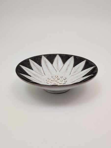 Anna Lisa Thomson for Upsala Ekeby Swedish Pottery Bowl or Dish, Circa 1950s
