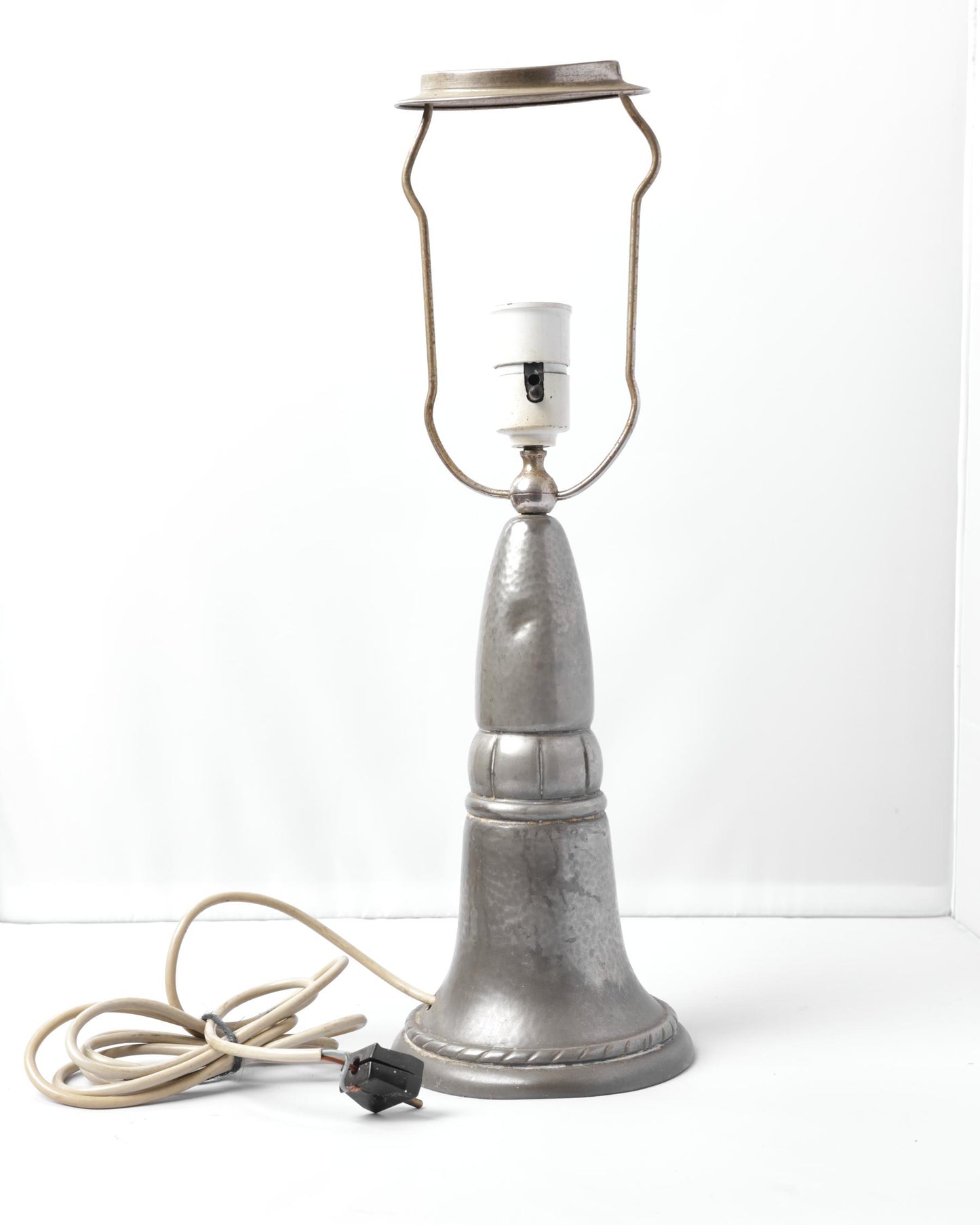 Early 20th Century Art Nouveau Hammered Tin Lamp, Denmark