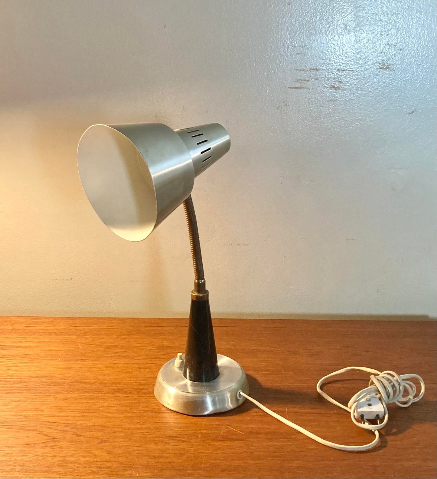 Grey Industrial Gooseneck Table Lamp, 1960s