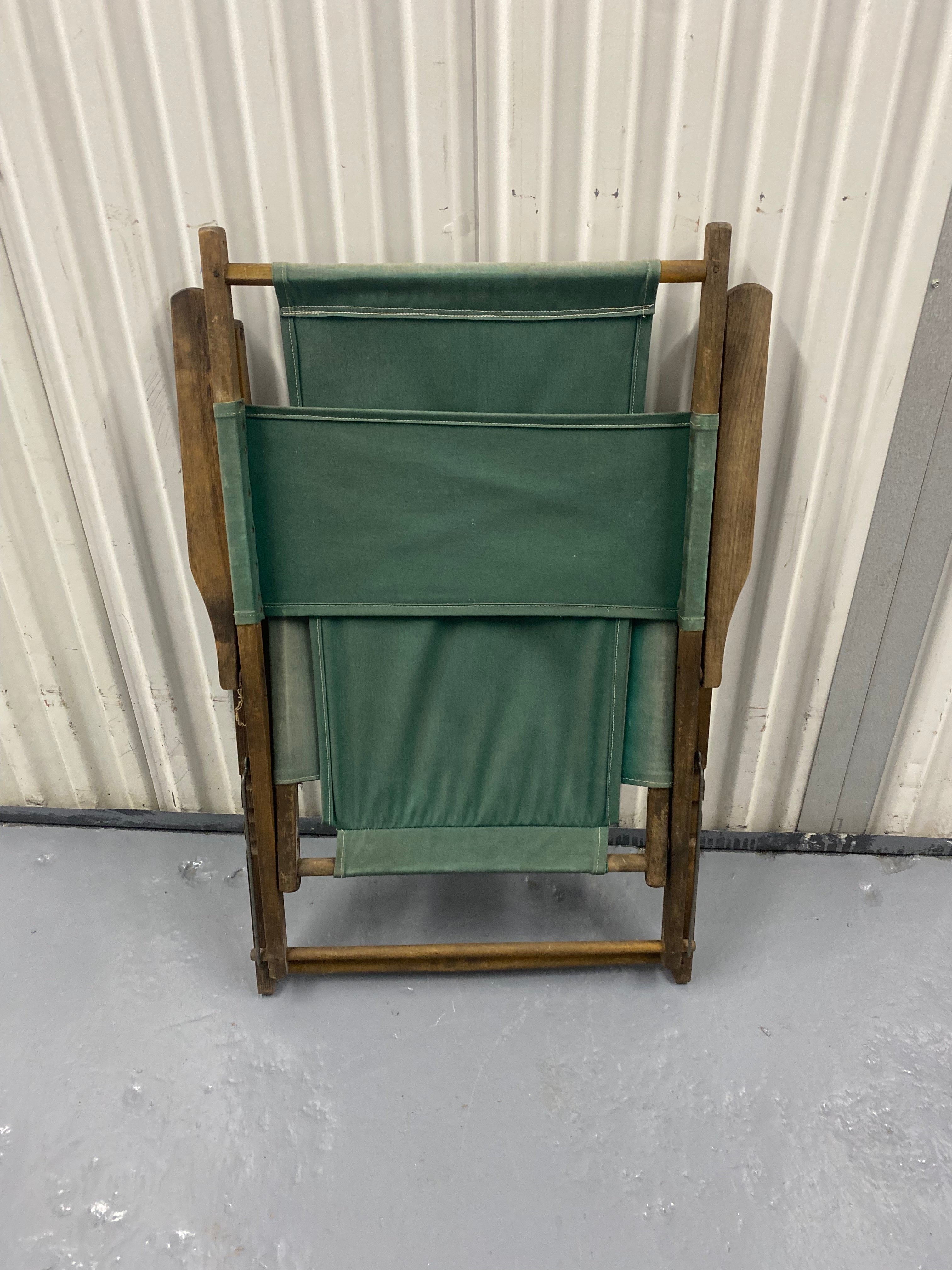 Vintage deck chair discount canvas