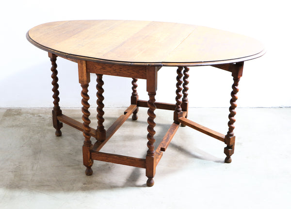 Baroque Twist Leg Extendable Dining Table