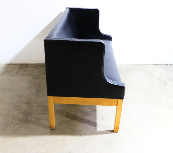 Leather Bound Church Pue Style Bench