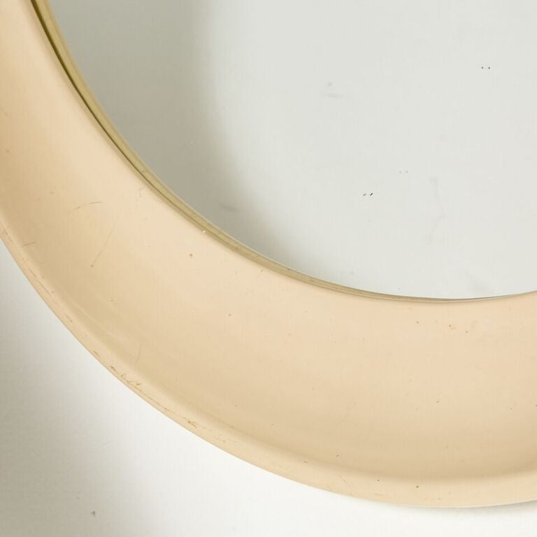 Simple Oval Mirror, Pearlesque
